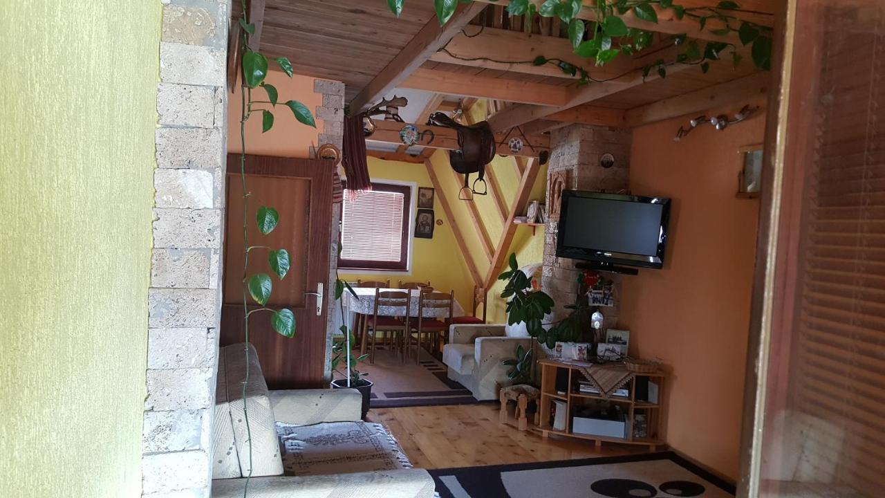 Athos Apartment Višegrad Exterior foto